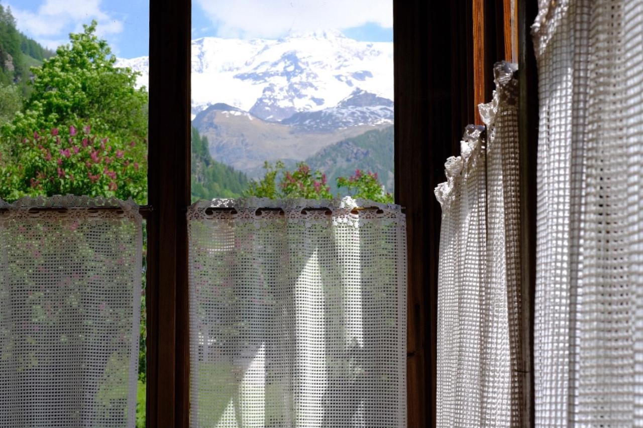Hotel Villa Tedaldi Gressoney-Saint-Jean Eksteriør bilde