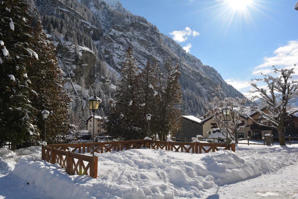 Hotel Villa Tedaldi Gressoney-Saint-Jean Eksteriør bilde