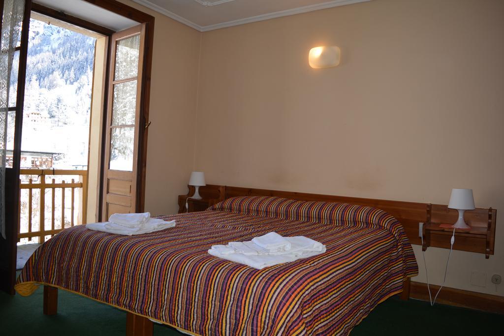 Hotel Villa Tedaldi Gressoney-Saint-Jean Eksteriør bilde