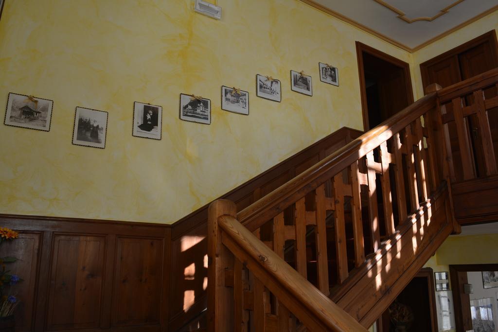 Hotel Villa Tedaldi Gressoney-Saint-Jean Eksteriør bilde