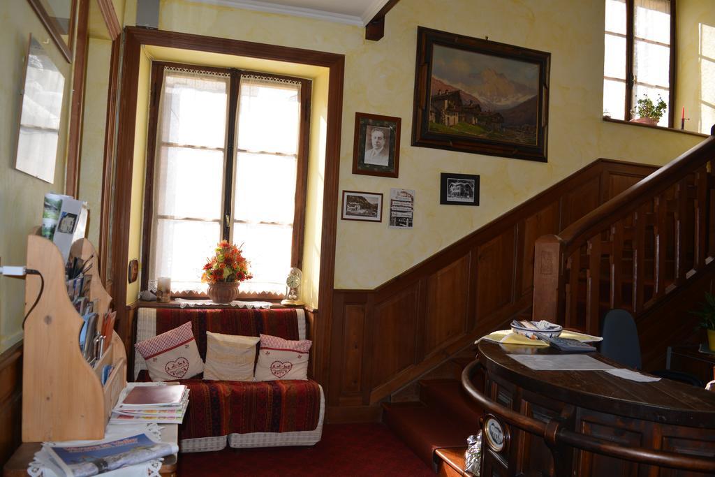 Hotel Villa Tedaldi Gressoney-Saint-Jean Eksteriør bilde